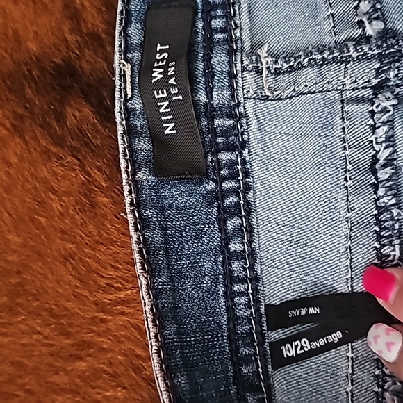 JEANS - Picture 4 of 4